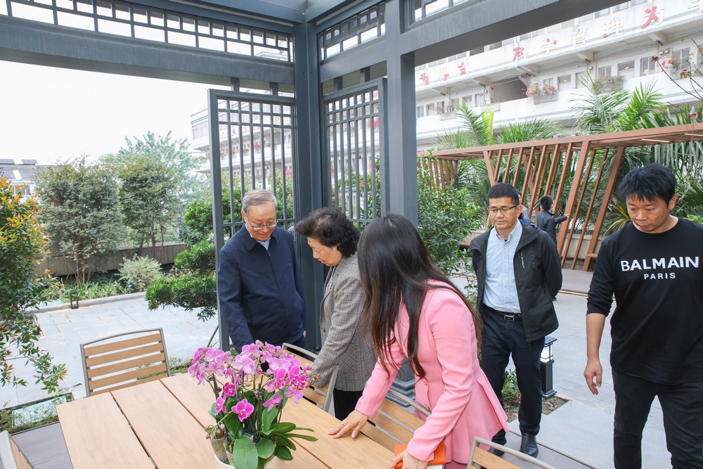 民建中央副主席李世杰、民建廣東省委會主委李心、民建肇慶市委會主委潘銳波一行高登調研工作